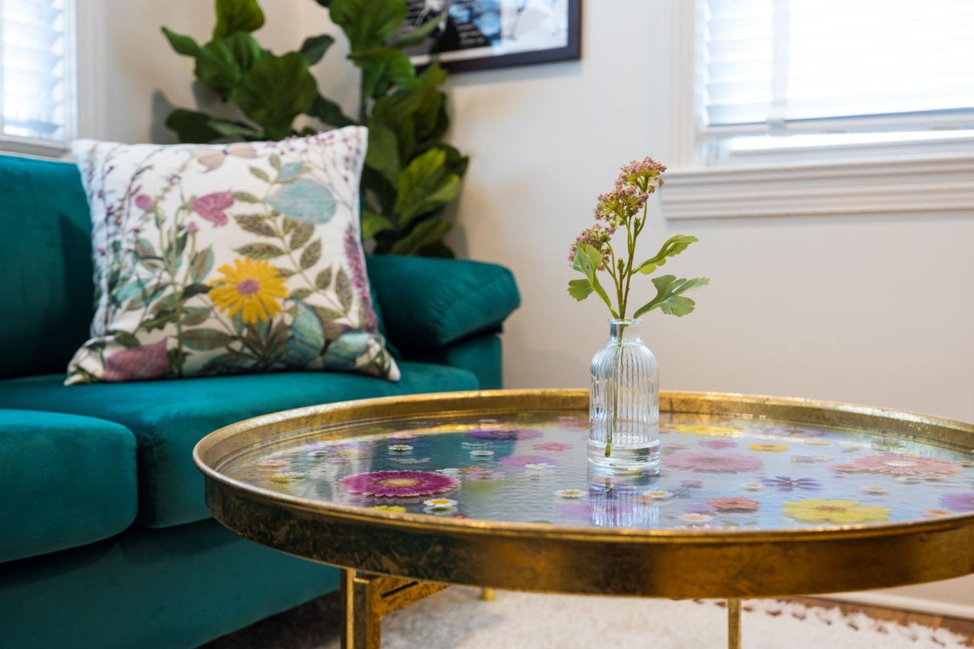 Taylor Swift Eras Inspired Home-10 Min To Broadway Nashville Eksteriør billede